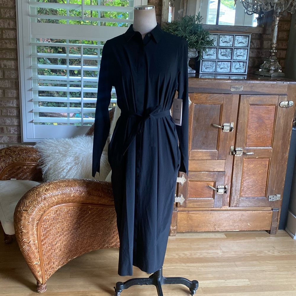 ATHLETA BLACK URBANITE DRESS BUTTON BELT MEDIUM NEW
